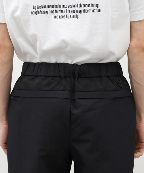 WHITE MOUNTAINEERING(ホワイトマウンテニアリング)の「【White Mountaineering】POLYESTER TAFFETA TAPERED EASY BK2471408(スラックス・メンズ・ブラック・1/2)」の12枚目の写真