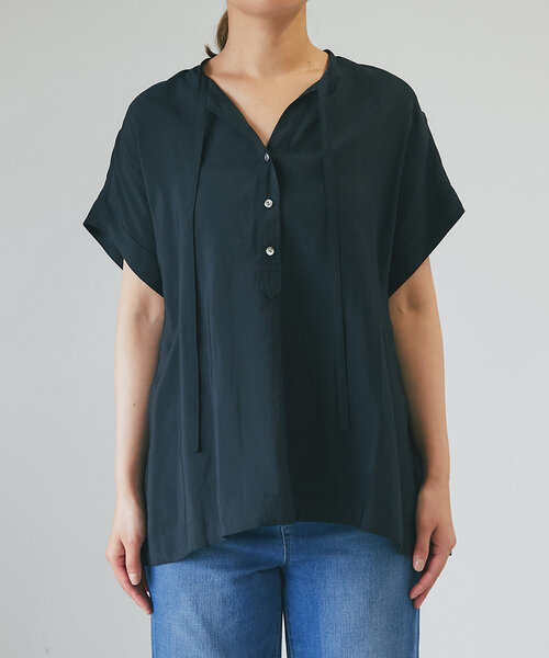 un dix cors（アンディコール）の「《ぽっちゃりさんに◎・インしなくてもかわいい》タイデザイン半袖ブラウス（シャツ/ブラウス・レディース・カーキ/レッド/ブラック・FREE）」の16枚目の写真