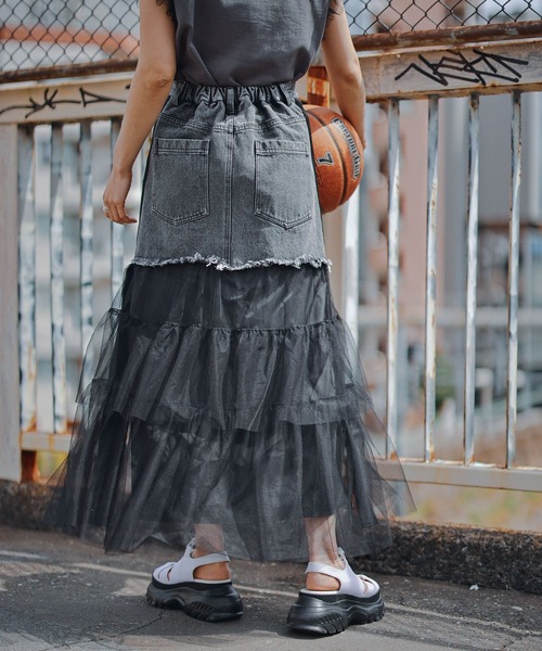 NBA（エヌビーエー）の「【NBA】別注/フリルチュールドッキングデニムスカート（デニムスカート・レディース・ブルー/ブラック・FREE）」の13枚目の写真