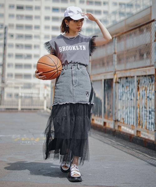 NBA（エヌビーエー）の「【NBA】別注/フリルチュールドッキングデニムスカート（デニムスカート・レディース・ブルー/ブラック・FREE）」の6枚目の写真