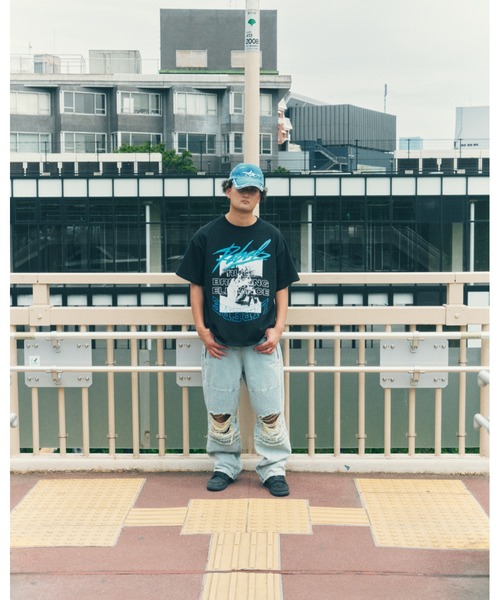 LIBERE（リベーレ）の「『LIBERE REBLE』REBEL GRAPHIC TEE（Tシャツ/カットソー・メンズ・ブラック・LARGE/MEDIUM/SMALL）」の2枚目の写真