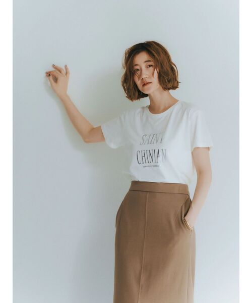 YECCA VECCA（イェッカヴェッカ）の「ロゴTee（Tシャツ/カットソー・レディース・オフホワイト/シルバー/ネイビー・FREE）」の6枚目の写真