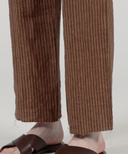 Omar Afridi(オマールアフリディ)の「Omar Afridi リネン パンツ(その他パンツ・メンズ・ブラウン系その他・M)」の2枚目の写真