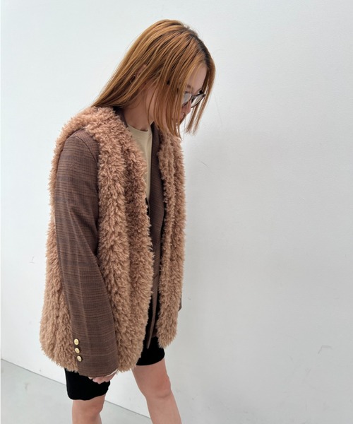 y/m(イム)の「プードルボアミドル丈ベスト(ベスト・レディース・アイボリー/グレー/ブラウン・FREE)」の22枚目の写真