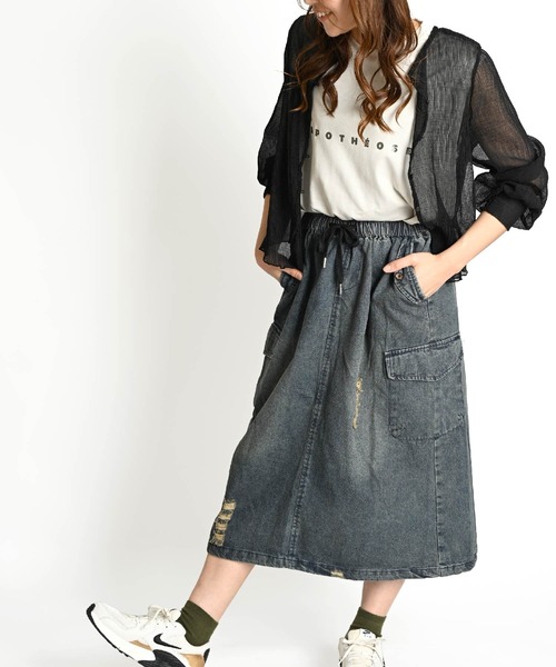 MARAI(マーライ)の「ダメージ加工 ウエストゴム ミモレ丈 デニムスカート(デニムスカート・レディース・ネイビー・X-LARGE/LARGE)」の10枚目の写真