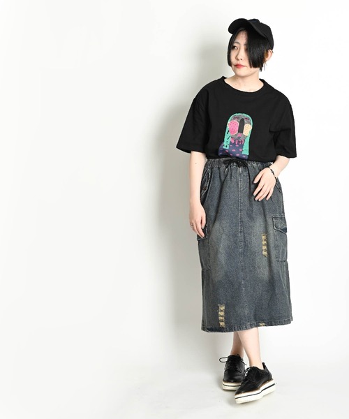 MARAI(マーライ)の「ダメージ加工 ウエストゴム ミモレ丈 デニムスカート(デニムスカート・レディース・ネイビー・X-LARGE/LARGE)」の3枚目の写真