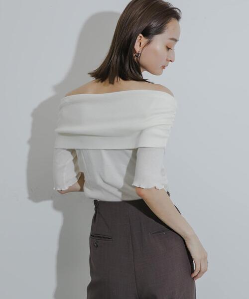 SENSE OF PLACE by URBAN RESEARCH（センスオブプレイスバイアーバンリサーチ）の「シャーリングオフショルダーシアートップ（Tシャツ/カットソー・レディース・ブラウン/オフホワイト/ブラック・ONE）」の5枚目の写真