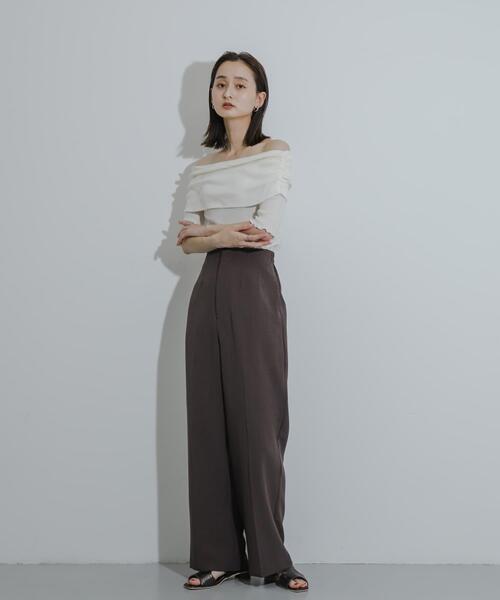 SENSE OF PLACE by URBAN RESEARCH（センスオブプレイスバイアーバンリサーチ）の「シャーリングオフショルダーシアートップ（Tシャツ/カットソー・レディース・ブラウン/オフホワイト/ブラック・ONE）」の6枚目の写真