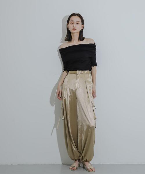 SENSE OF PLACE by URBAN RESEARCH（センスオブプレイスバイアーバンリサーチ）の「シャーリングオフショルダーシアートップ（Tシャツ/カットソー・レディース・ブラウン/オフホワイト/ブラック・ONE）」の12枚目の写真