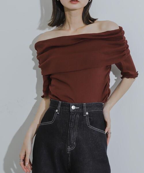 SENSE OF PLACE by URBAN RESEARCH（センスオブプレイスバイアーバンリサーチ）の「シャーリングオフショルダーシアートップ（Tシャツ/カットソー・レディース・ブラウン/オフホワイト/ブラック・ONE）」の17枚目の写真