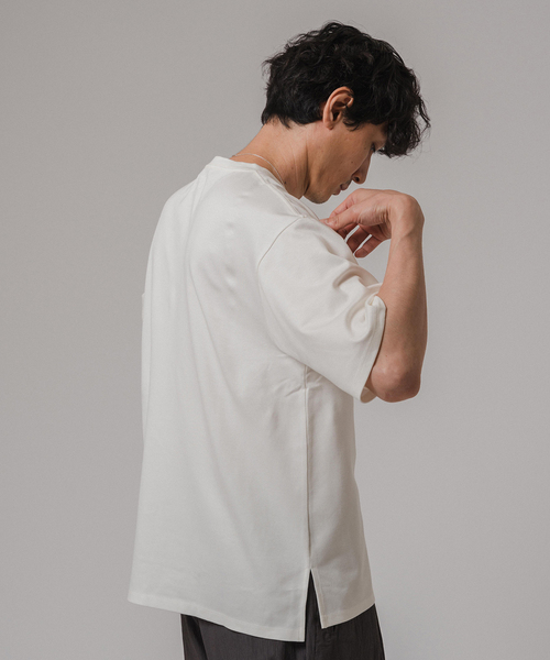 EDIFICE（エディフィス）の「ギマ ラッセル ポケット Tシャツ（Tシャツ/カットソー・メンズ・ネイビー/ホワイト・LARGE/MEDIUM）」の9枚目の写真