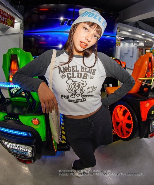 FOREVER 21（フォーエバー トゥエンティーワン）の「【ANGEL BLUE】ラグランロングTシャツ（Tシャツ/カットソー・レディース・レッド/ネイビー/グレー・FREE）」の9枚目の写真