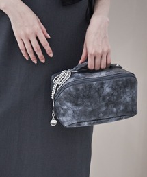 Y/lim（イリム）の「メタルリボン付きバニティポーチ（ポーチ）」