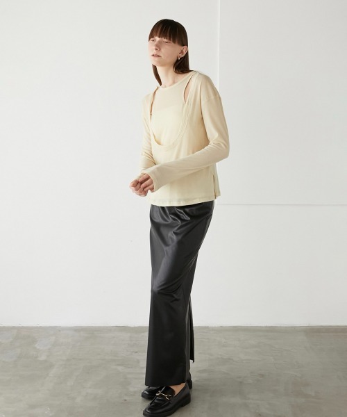 【美品】LA PEAU DE GEM スクエアベロアトップス　ロングTシャツ 美品】LA PEAU DE GEM スクエアベロアトップス ロングTシャツ