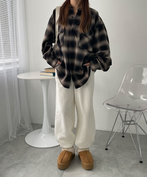 WEGO（ウィゴー）の「WEGO/裏起毛スウェットジョガーパンツ（スウェットパンツ・レディース・ブラック/アイボリー/杢グレー・MEDIUM/SMALL）」の4枚目の写真