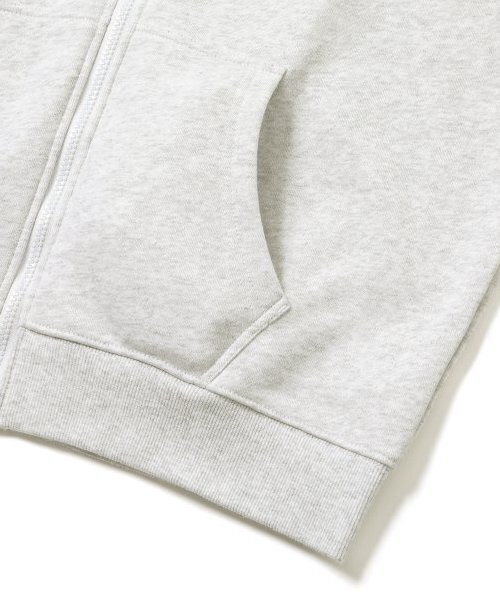 GLAZOS(グラソス)の「【大人向けサイズあり】【毛玉になりにくいしっかり素材】フードプリントジップパーカー(パーカー・キッズ・ブラック/オートミール・S/M/L/LL)」の10枚目の写真