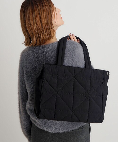 grove（グローブ）の「◆【A4・軽量】キルト多ポケトート（トートバッグ・レディース・ブラック/ダークグレー/ブルー系その他/ライトグレー・00）」の2枚目の写真