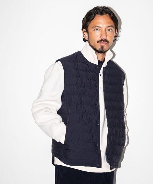 URBAN RESEARCH Sonny Label（アーバンリサーチサニーレーベル）の「OOPS　インナー中綿ベスト（ダウンベスト・メンズ・ブラック/ネイビー・MEDIUM/LARGE）」の2枚目の写真