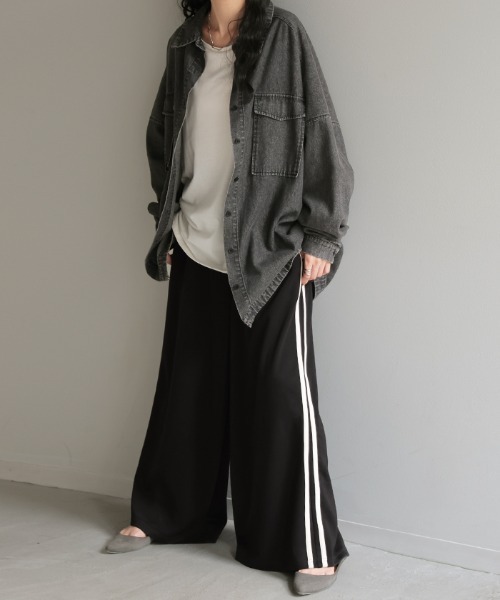 HUG.U(ハグユー)の「ワイドトラックパンツ(スウェットパンツ・レディース・グリーン/ベージュ/ブラック・FREE)」の20枚目の写真