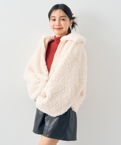 earth music&ecology(アースミュージックアンドエコロジー)の「リバーシブルフェイクムートンショートブルゾン(ブルゾン・レディース・アイボリー/モカ・FREE)」の14枚目の写真
