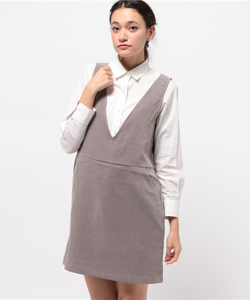 mystic（ミスティック）の「【mystic】Vネックワンピース（ワンピース・レディース・キャメル/グレー/ブラック・ﾌﾘ-）」の2枚目の写真