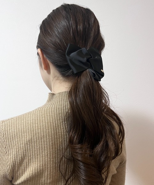 ciite'（シーテ）の「リボンデザインヘアピアス  (両耳用)（ピアス（両耳用）・レディース・ベージュ/ブラック・FREE）」の5枚目の写真