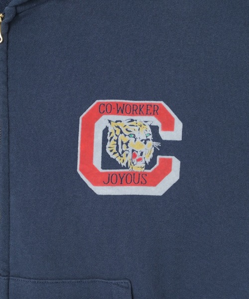 POWER TO THE PEOPLE(パワートゥーザピープル)の「カレッジプリント フルジップパーカー(パーカー・メンズ・グリーン/ライトグレー/ネイビー・M/L)」の12枚目の写真