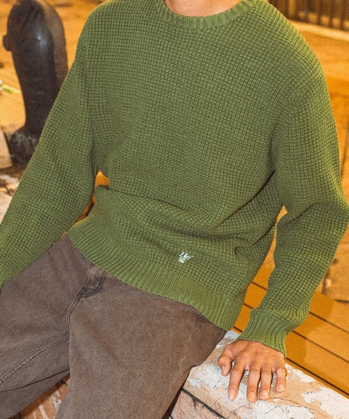 HUF（ハフ）の「1984 CREWNECK SWEATER / HUF 刺繍ロゴ ニット セーター（ニット/セーター・メンズ・グリーン系その他/パープル系その他/ブラック/グレー系その他・SMALL/MEDIUM/LARGE/X-LARGE/XX-LARGE）」の18枚目の写真