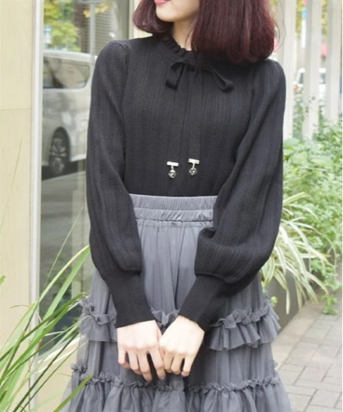 axes femme（アクシーズファム）の「花チャーム機能付リボンニット（ニット/セーター・レディース・キナリ/ブラック/ワイン・FREE）」の3枚目の写真