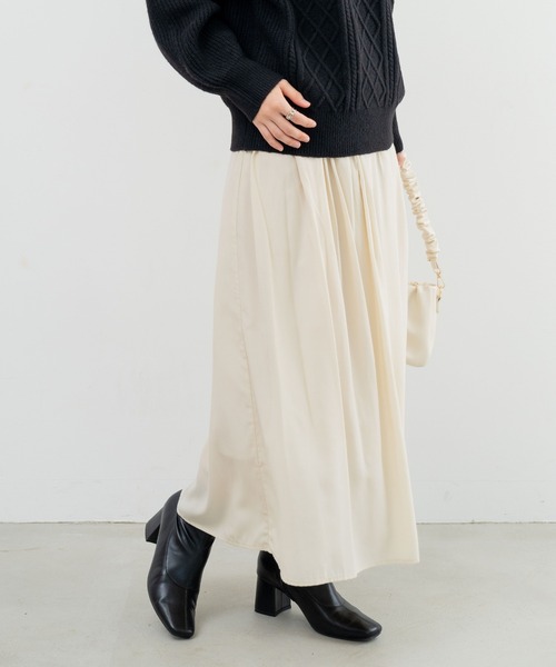 refinedworks（リファインドワークス）の「【refinedworks】消しプリーツの新鮮見えするありそうでなかったスカート（スカート・レディース・アイボリー/ブルー/ブラック・FREE）」の2枚目の写真