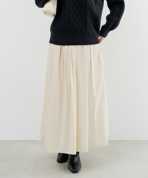refinedworks（リファインドワークス）の「【refinedworks】消しプリーツの新鮮見えするありそうでなかったスカート（スカート・レディース・アイボリー/ブルー/ブラック・FREE）」の4枚目の写真