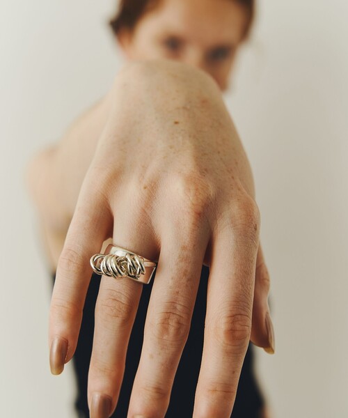 LAPUIS（ラピュイ）の「＜LAPUIS＞Volume Coil リング（リング・レディース・シルバー/その他1・11）」の2枚目の写真