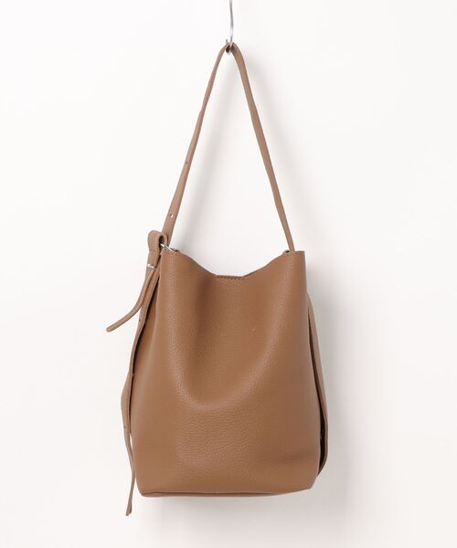 L LABEL(エルラベル)の「ポーチ付2WAYバケットワンショルダーバッグ(ショルダーバッグ・レディース・ブラック/ベージュ/ブラウン/オフホワイト/グレー・FREE)」の19枚目の写真