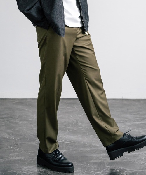 Rocky Monroe(ロッキーモンロー)の「センタープレスワイドテーパードワンタックスラックス(スラックス・メンズ・ブラック/ダークオリーブ/ダークベージュ/ダークネイビー/ダークブラウン/ブラウン/ダークグリーン/チャコールグレー・マルチサイズ)」の18枚目の写真