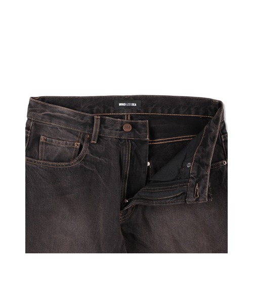 WIND AND SEA（ウィンダンシー）の「Sun Faded Classic Denim（デニムパンツ・メンズ・ブラック・LARGE/MEDIUM/X-LARGE）」の4枚目の写真