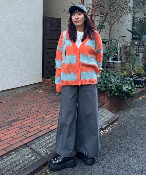 RODEO CROWNS WIDE BOWL(ロデオクラウンズワイドボウル)の「Grunge Border Knit カーディガン(カーディガン/ボレロ・レディース・オレンジ系その他/ピンク系その他/ブルー系その他3・FREE)」の7枚目の写真