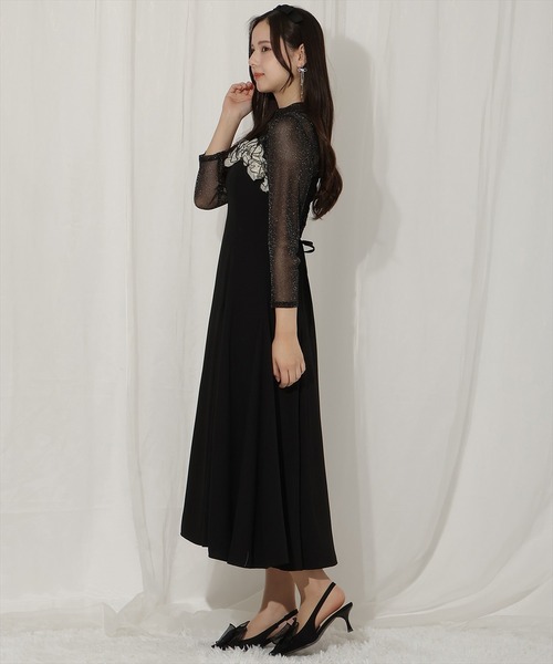 WILLSELECTION(ウィルセレクション)の「フラワーキャミワンピース×シアーラメトップス(ドレス・レディース・ブルー/ブラック/ベージュ・FREE)」の4枚目の写真