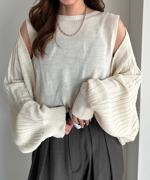 apres jour mignon(アプレジュールミニョン)の「袖ボリュームレイヤードニット【ZOZOTOWN限定アイテム】(ニット/セーター・レディース・アイボリー/イエロー/ブラック・X-LARGE/フリー)」の7枚目の写真