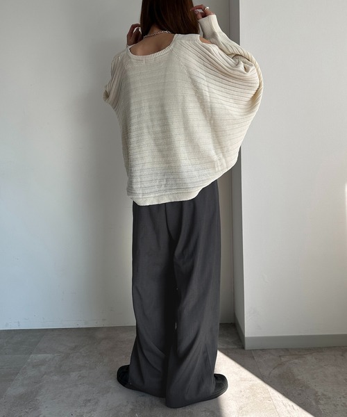apres jour mignon(アプレジュールミニョン)の「袖ボリュームレイヤードニット【ZOZOTOWN限定アイテム】(ニット/セーター・レディース・アイボリー/イエロー/ブラック・X-LARGE/フリー)」の12枚目の写真