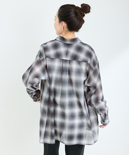 B.C STOCK(ベーセーストック)の「手洗い可 / シアーボイルチェックオーバーシャツ(シャツ/ブラウス・レディース・ブラック/ベージュ・FREE)」の17枚目の写真