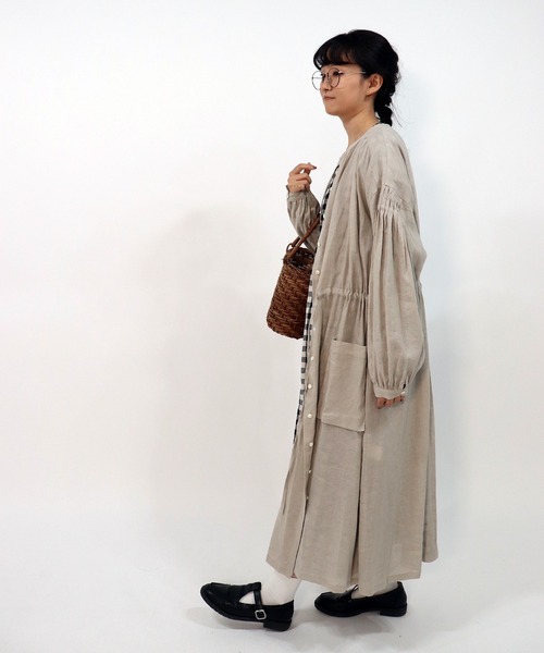 haupia(ハウピア)の「着こなし自由なポケットワンピース【ワンピース】(シャツワンピース・レディース・チャコールグレー/オフホワイト/ベージュ/ラベンダー・MEDIUM)」の11枚目の写真