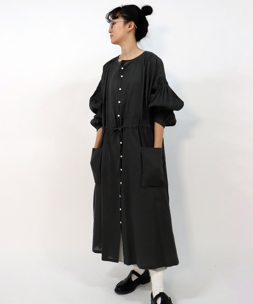 haupia(ハウピア)の「着こなし自由なポケットワンピース【ワンピース】(シャツワンピース・レディース・チャコールグレー/オフホワイト/ベージュ/ラベンダー・MEDIUM)」の20枚目の写真