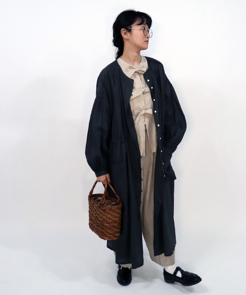 haupia(ハウピア)の「着こなし自由なポケットワンピース【ワンピース】(シャツワンピース・レディース・チャコールグレー/オフホワイト/ベージュ/ラベンダー・MEDIUM)」の22枚目の写真