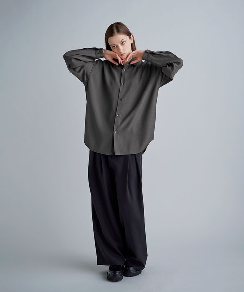 SOCCE（ソーシー）の「ルーズシルエットピーチタッチ起毛ツイルドレープシャツ（シャツ/ブラウス・メンズ・ブラック/チャコール/グレー・XL/L/M/S）」の18枚目の写真