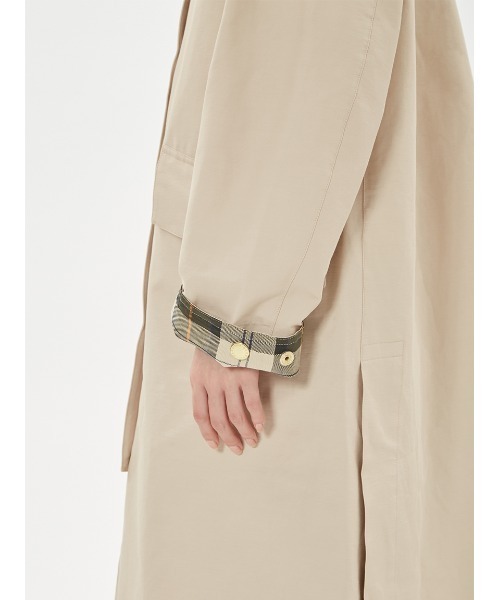 Barbour(バブアー)の「【CALDBECK / カルドベック】 ノンワックス ライトウェイト コート"Japan Exclusive"(ステンカラーコート・レディース・ブラック/ベージュ/ライトベージュ・SMALL/MEDIUM)」の11枚目の写真