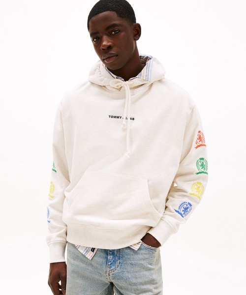 【すぐ届く】 JEANS リラックスバーシティクレストパーカー セール】リラックスバーシティクレストパーカー（スウェット