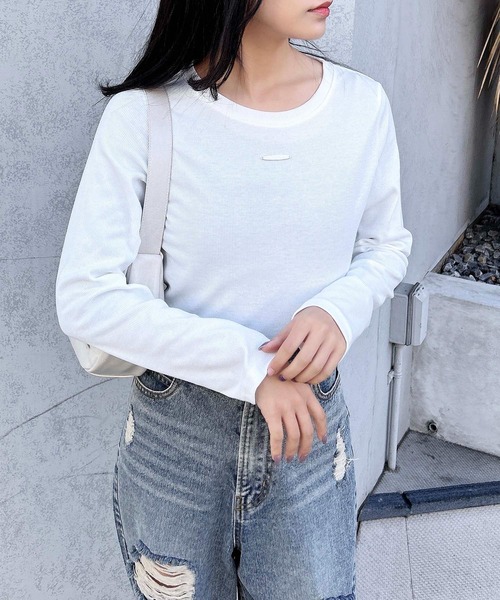 INGNI(イング)の「GOLDプレートテレコ長袖ピタTシャツ(Tシャツ/カットソー・レディース・オフホワイト/チャコールグレー/ブラック・M)」の5枚目の写真