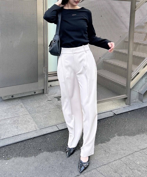 INGNI(イング)の「GOLDプレートテレコ長袖ピタTシャツ(Tシャツ/カットソー・レディース・オフホワイト/チャコールグレー/ブラック・M)」の13枚目の写真