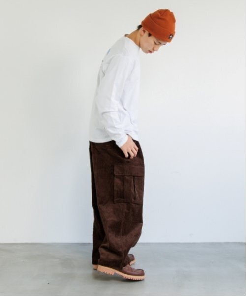 GLAZOS（グラソス）の「【大人向けサイズあり】【プチプラ】バックロゴ長袖Tシャツ（Tシャツ/カットソー・キッズ・ホワイト/ベージュ/グリーン/ブラック/グレー・S/M/L/LL）」の18枚目の写真