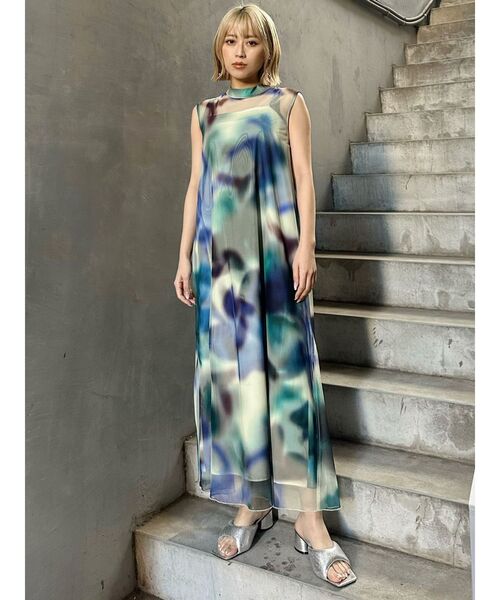 MURUA（ムルーア）の「メタリックパフミュール（パンプス・レディース・ブラック/シルバー・24.5/23.5）」の5枚目の写真